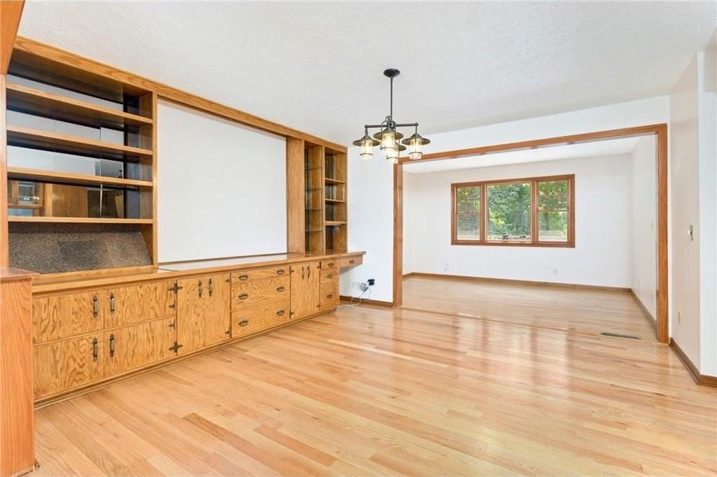 5867 Central Ave Ne - Photo 4 of 18