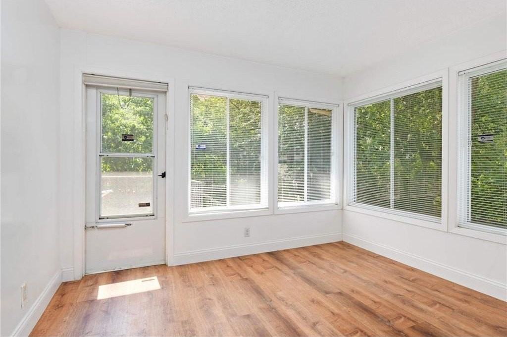 5867 Central Ave Ne - Photo 7 of 18