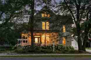 206 5th St S - Photo 1 of 1