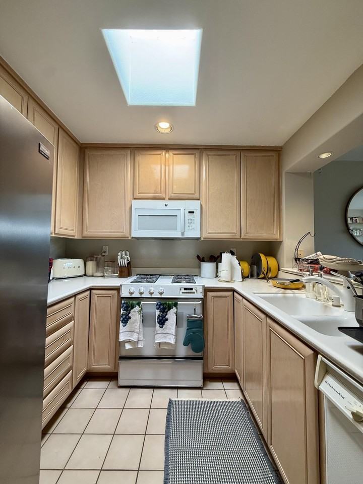 453 Por La Mar Cir - Photo 3 of 12