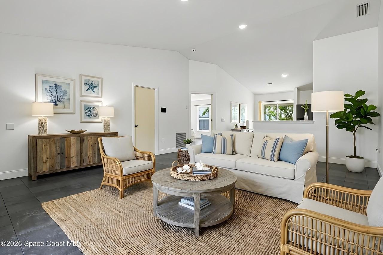 1091 Slocum St Nw - Photo 3 of 25