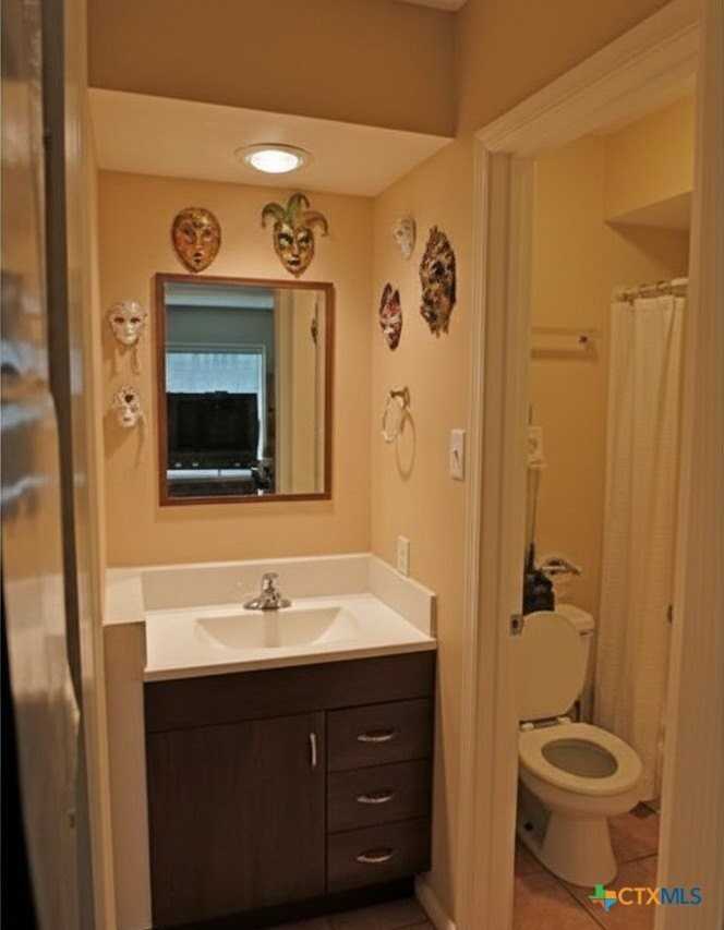 19 Marina Cir - Photo 3 of 7