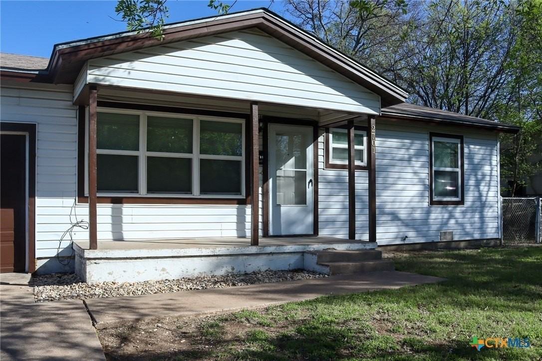 2701 Hillside Dr - Photo 4 of 23