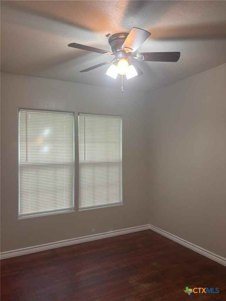 2905 Wildwood St - Photo 7 of 9