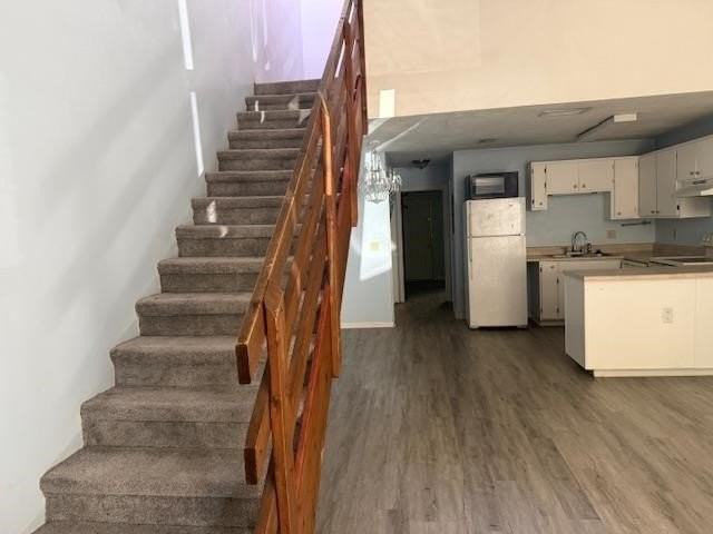 2100 Continental Ave Apt 16 - Photo 3 of 10