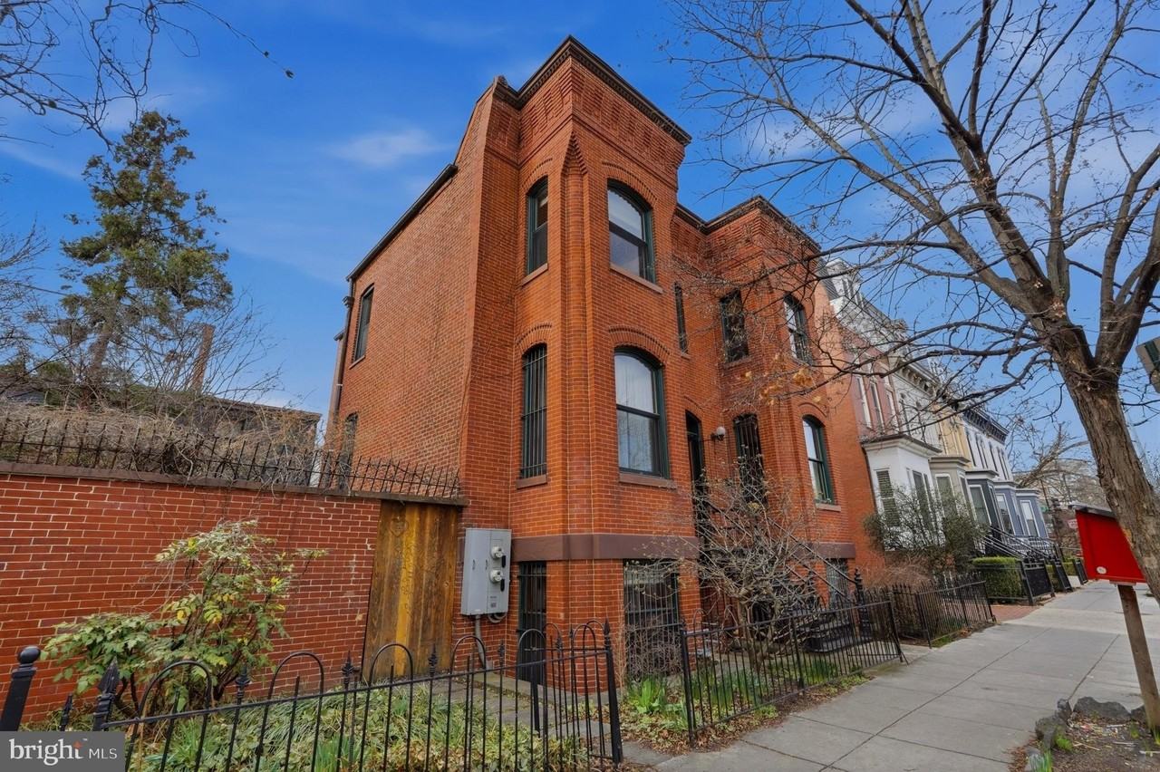 1002 N St Nw - Photo 2 of 33