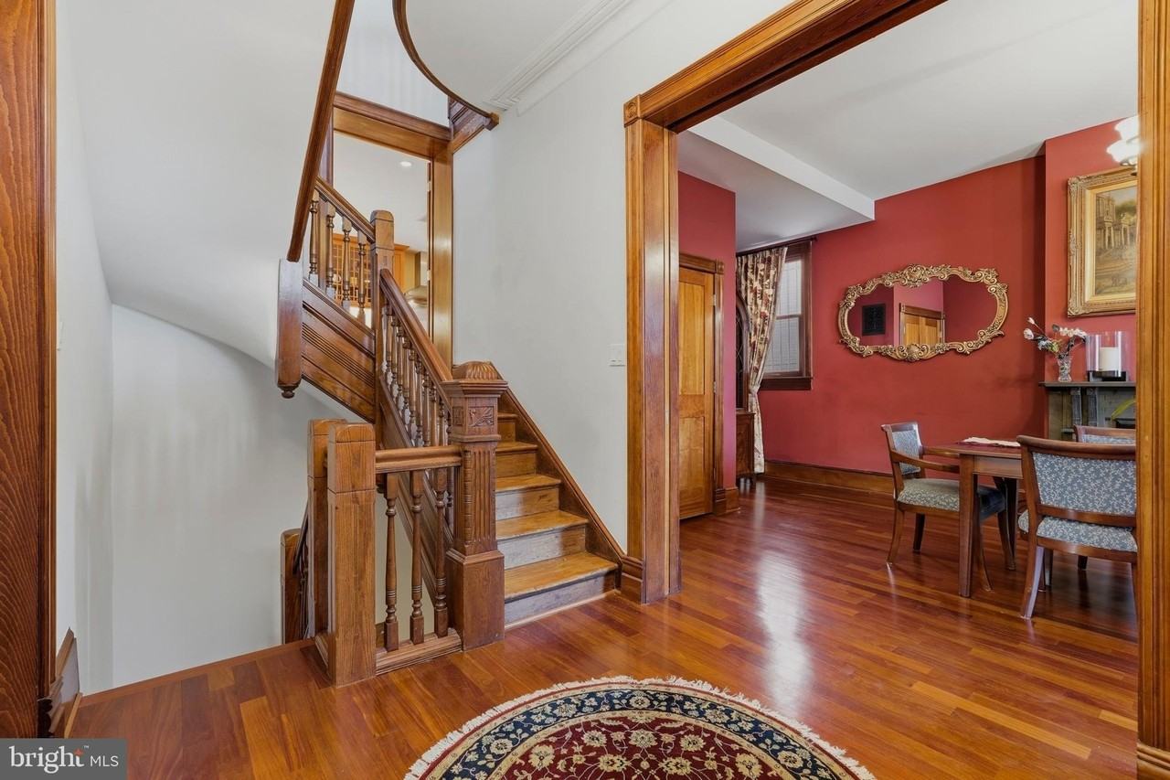 1002 N St Nw - Photo 5 of 33