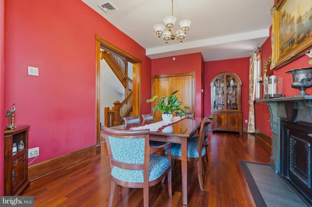 1002 N St Nw - Photo 6 of 33