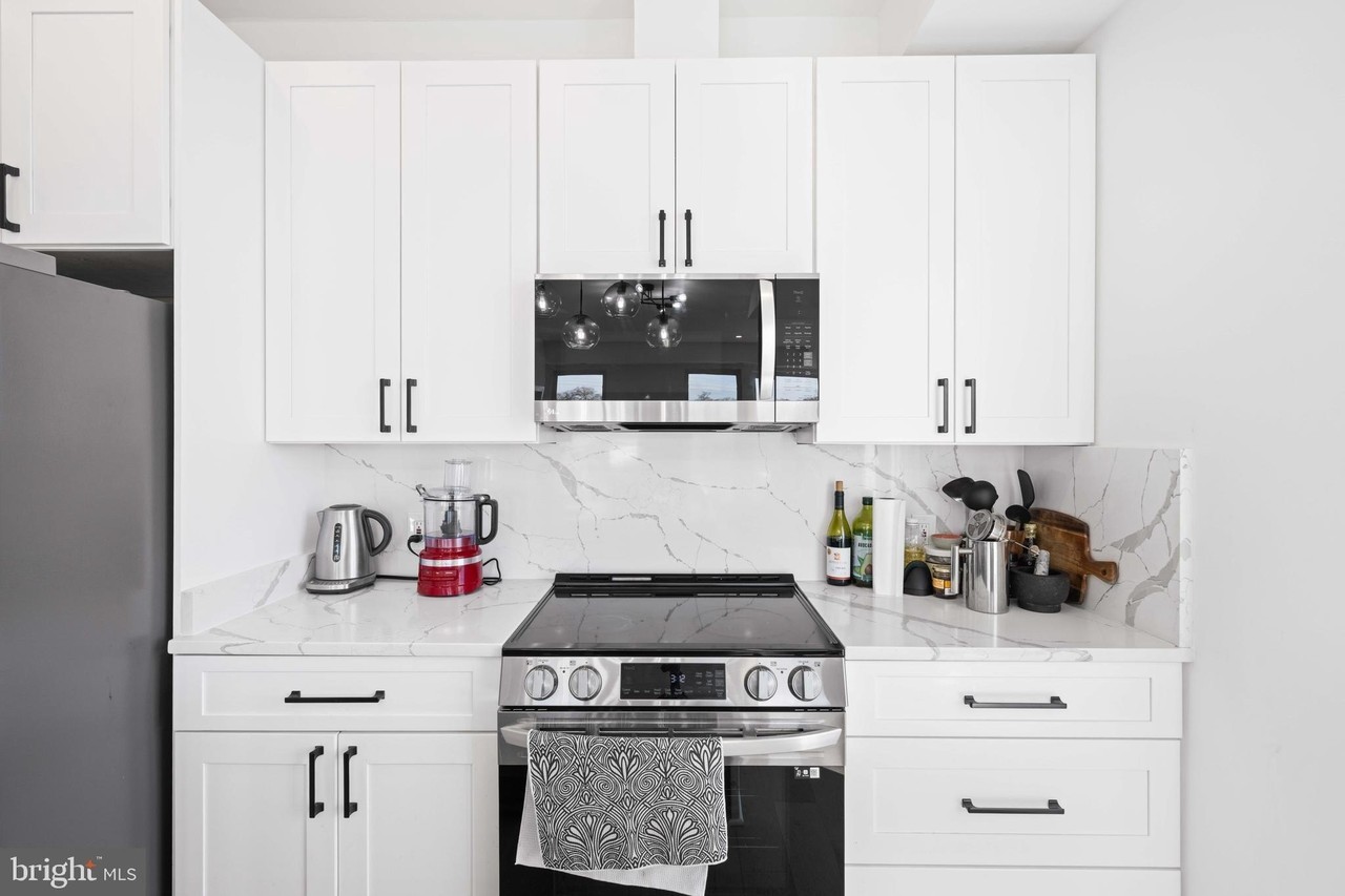 30 Kennedy St Nw Unit 14 - Photo 7 of 40