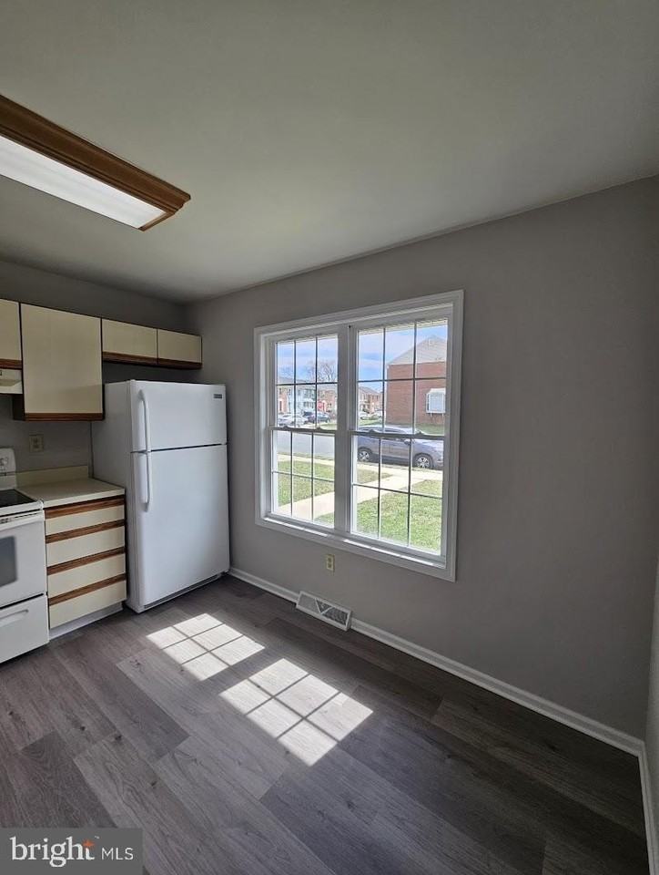 33 Fieldstone Ct - Photo 6 of 32