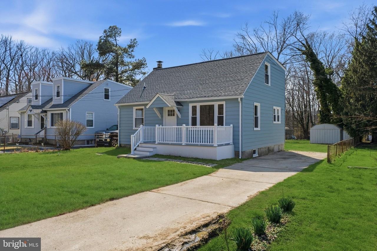 706 Sue Grove Rd - Photo 2 of 50