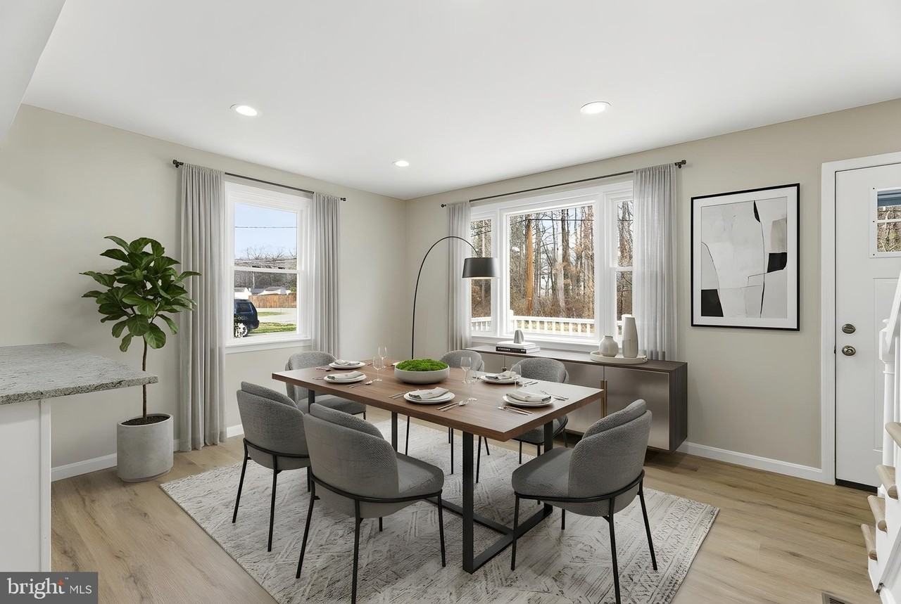 706 Sue Grove Rd - Photo 4 of 50