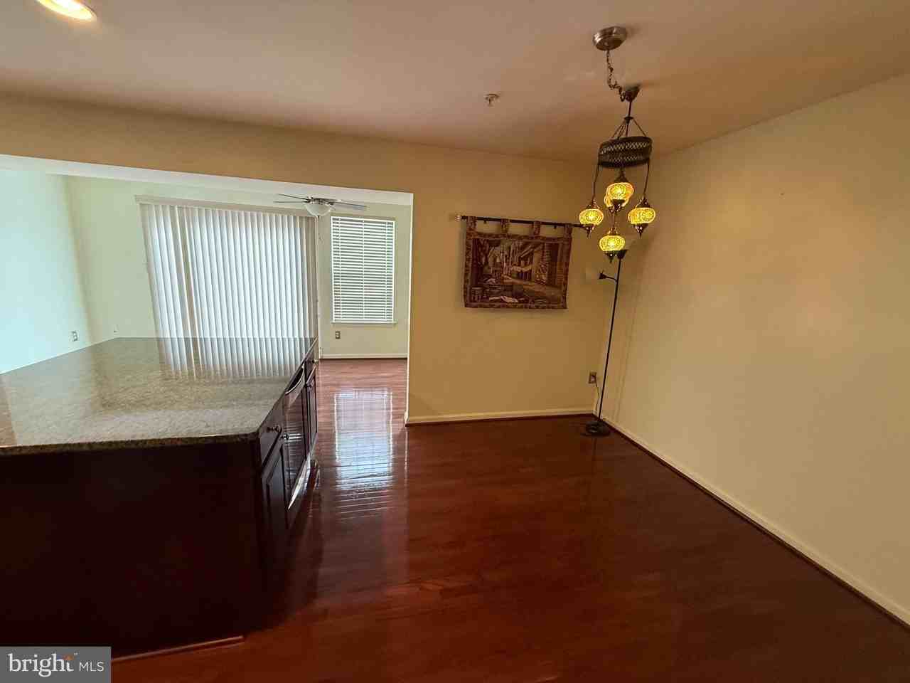 7211 Maidstone Pl Unit 201 - Photo 7 of 26