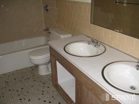 9 Chauncy St #23 - Photo 5 of 7