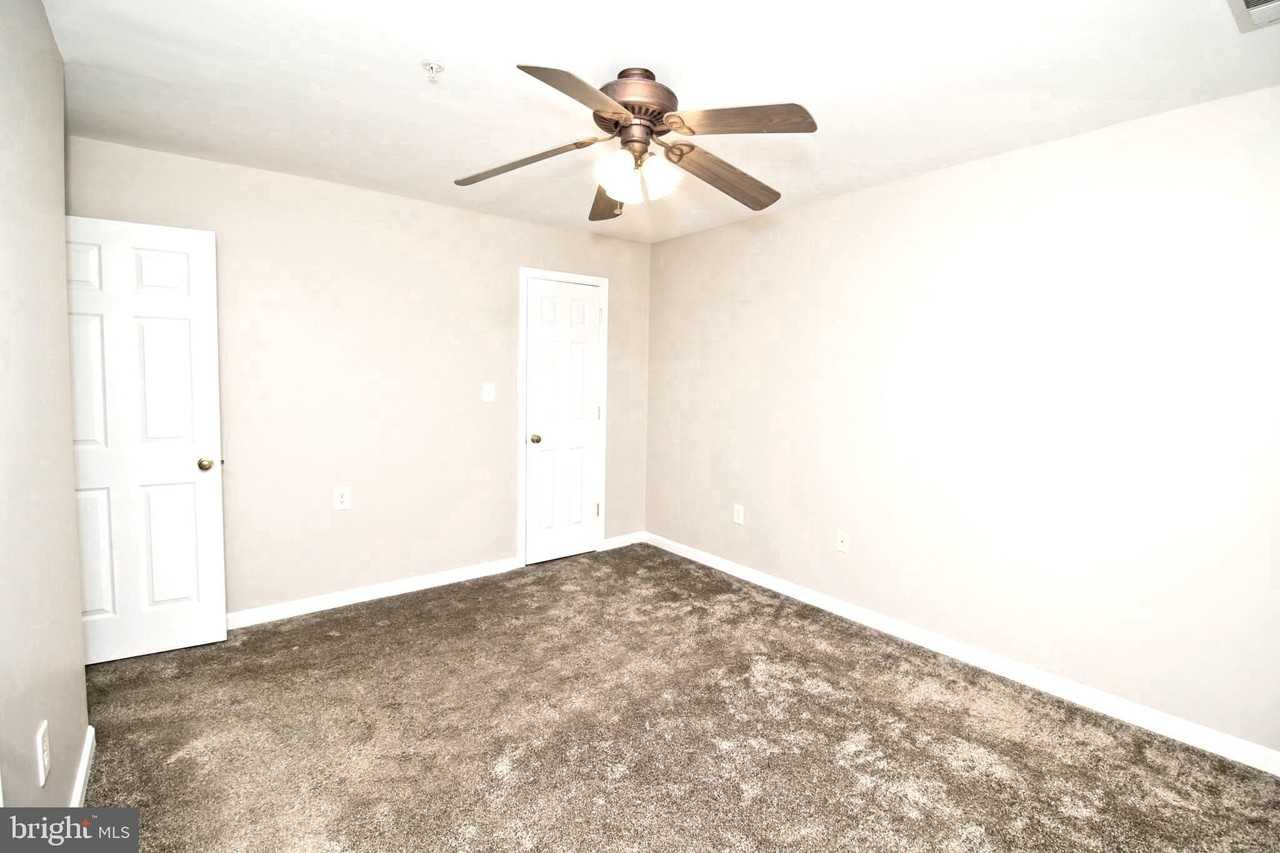 7424 Belgravia Ln - Photo 7 of 13