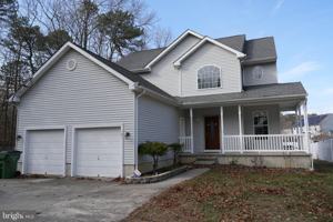 featured image of 101 Goldenrod Ln