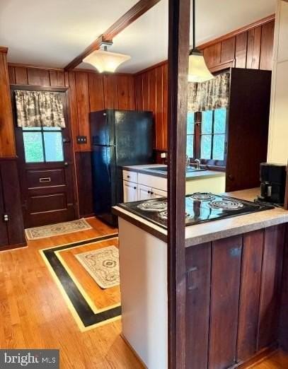 2132 Grandview Ave - Photo 3 of 15