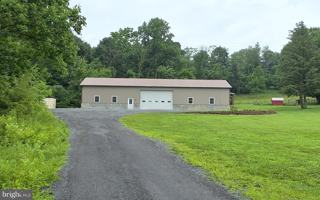 featured image of 25 CRABGRASS Lane unit: Pole Barn