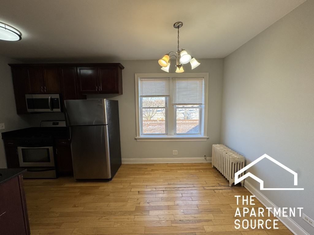 4564 W George St #3 - Photo 3 of 9