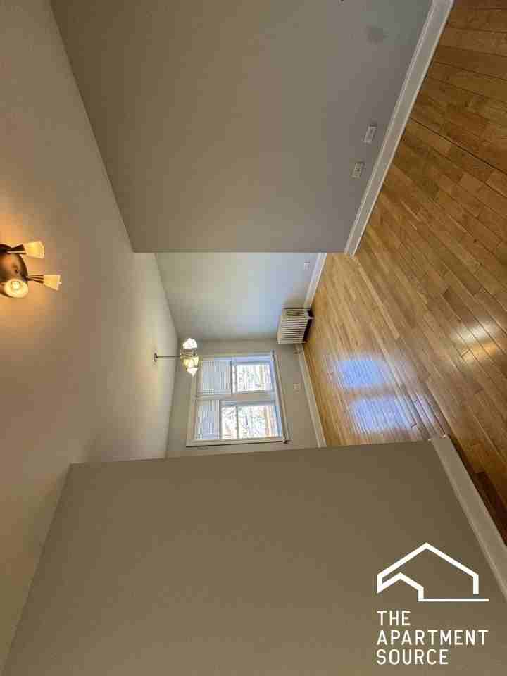 4564 W George St #3 - Photo 7 of 9