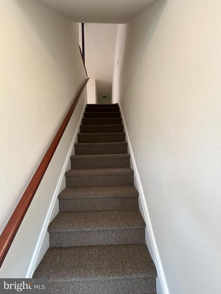 3 E Park Rd - Photo 3 of 21