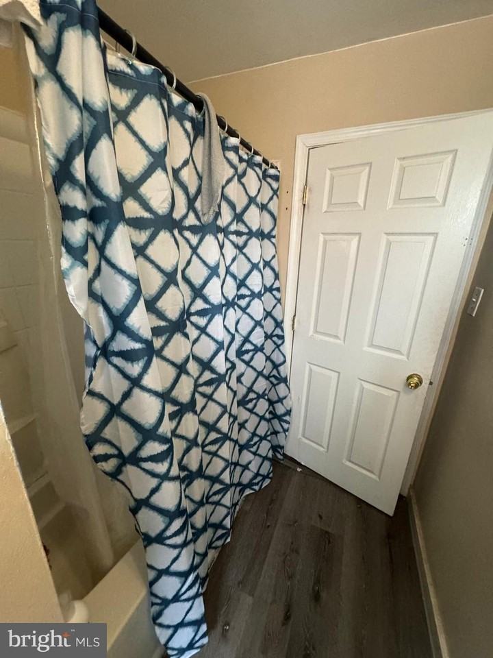 533 Buttonwood St - Photo 7 of 12