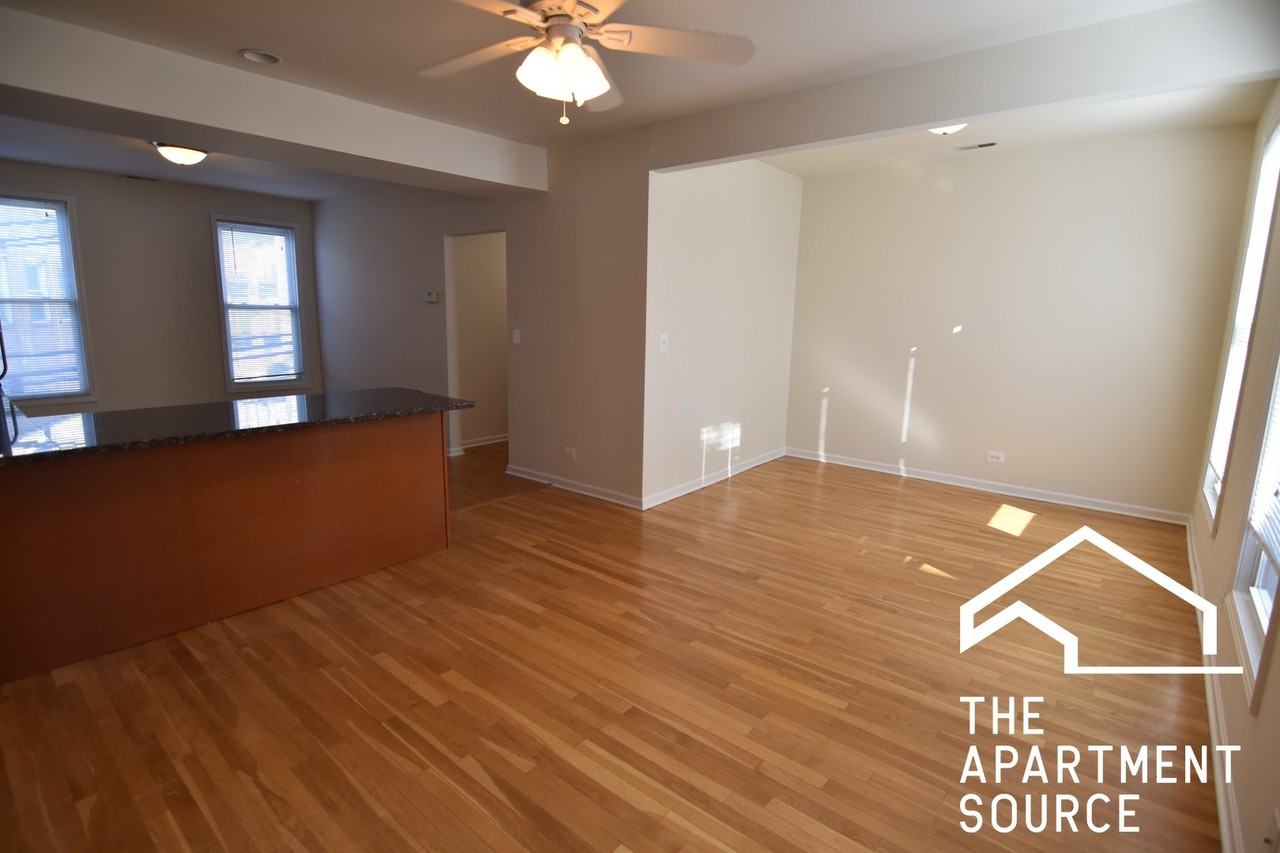 3234 N Clark St #2N - Photo 4 of 15