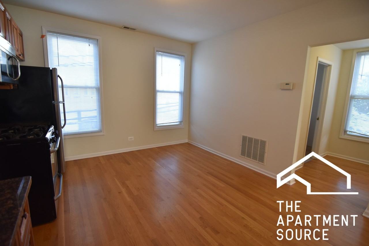 3234 N Clark St #2N - Photo 5 of 15