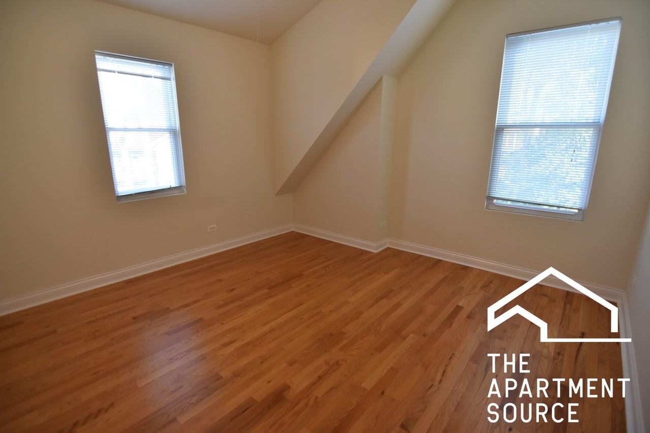 3234 N Clark St #2N - Photo 7 of 15