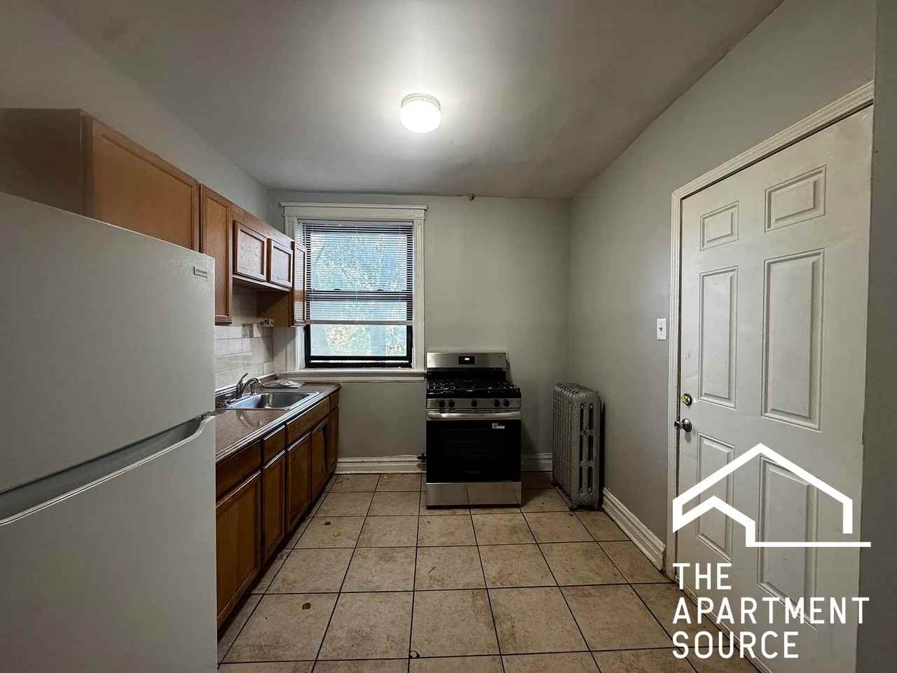 2664 E 77th St #3 - Photo 2 of 14