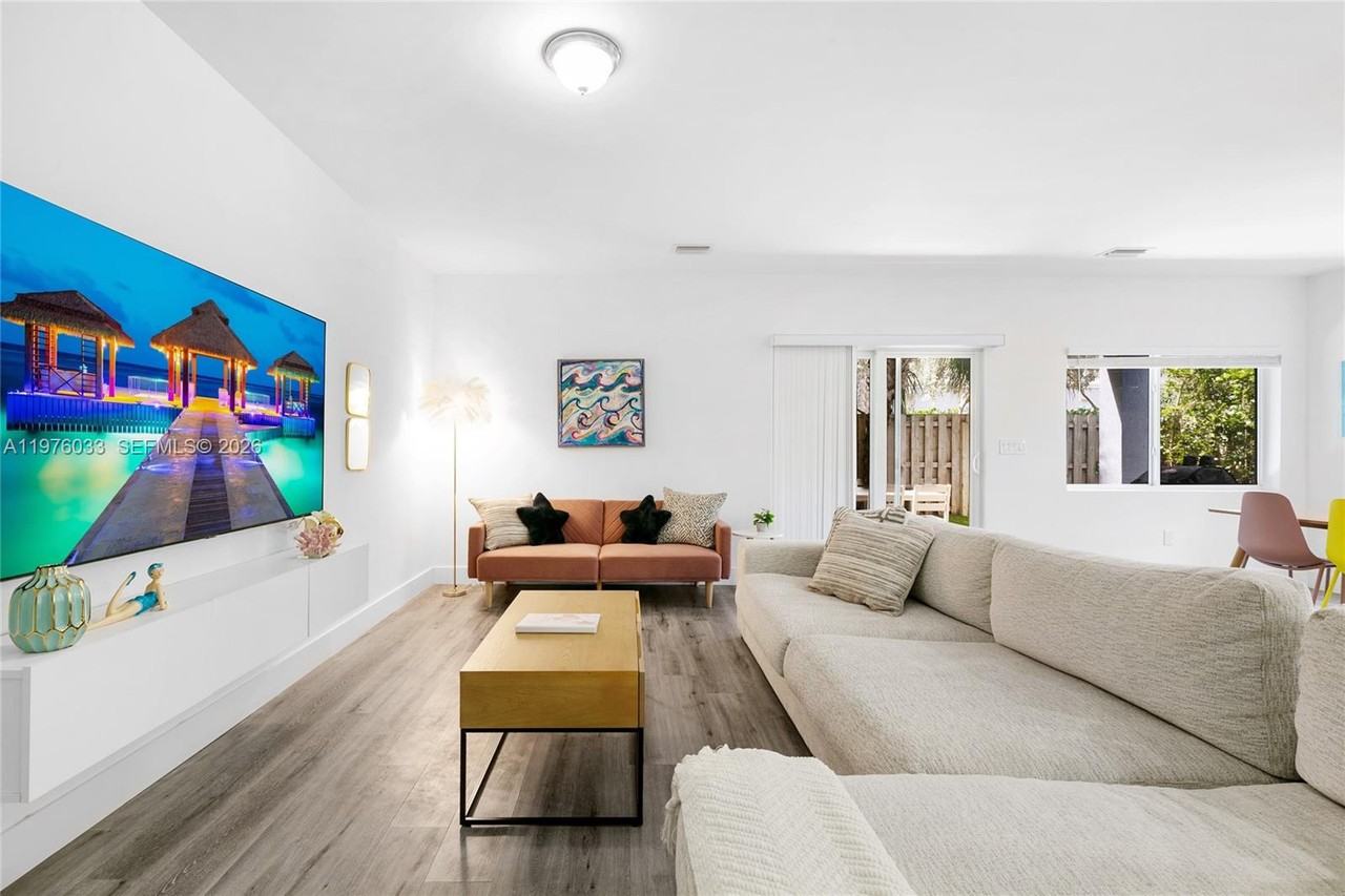 1123 Northeast 23rd Terrace #1123 - Photo 7 of 7