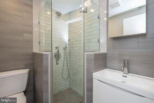 1641 Fitzwater St Unit A - Photo 1 of 1