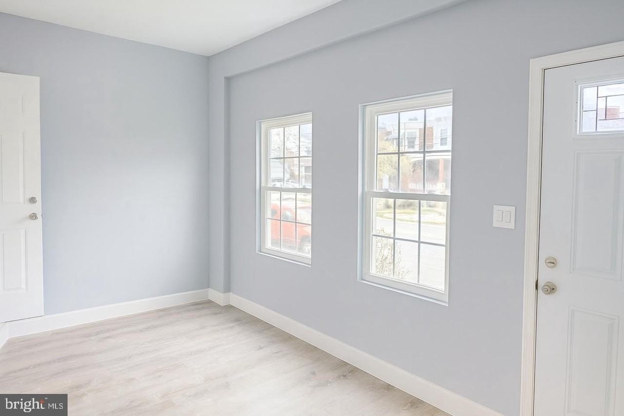6515 Torresdale Ave - Photo 2 of 14