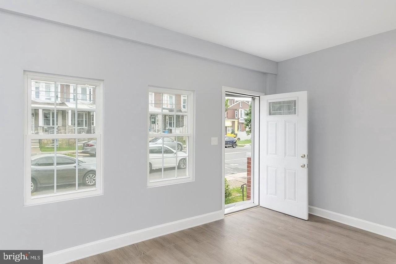 6515 Torresdale Ave - Photo 3 of 14
