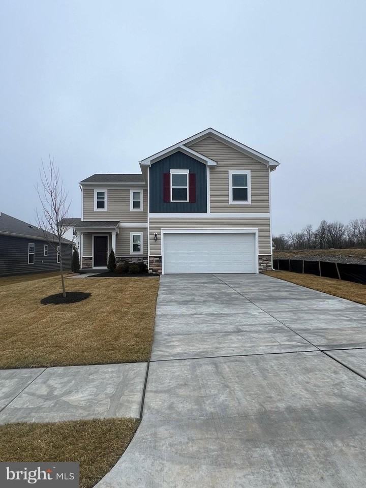 103 DINGES Street - Photo 6 of 8