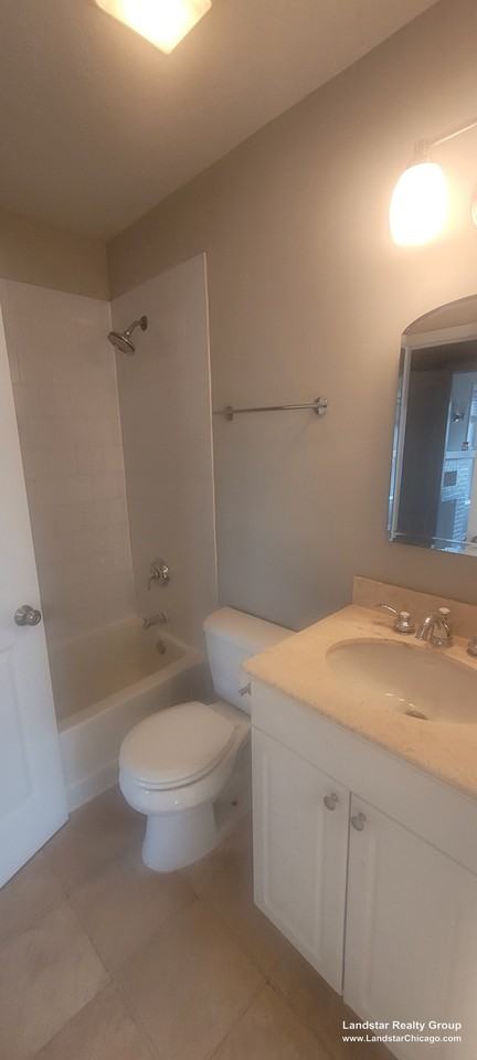 3745 W Argyle St #1 - Photo 6 of 26