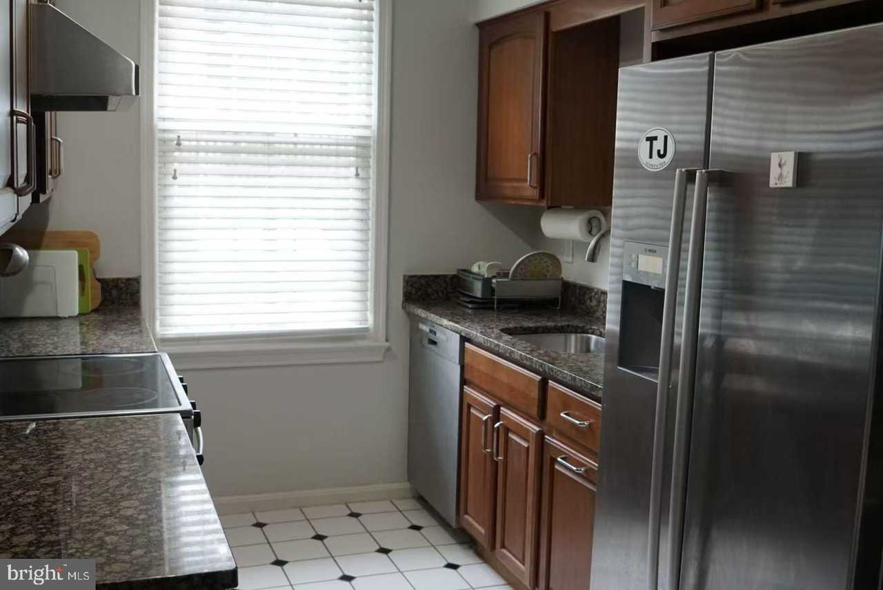 6673 Mclean Dr - Photo 3 of 12