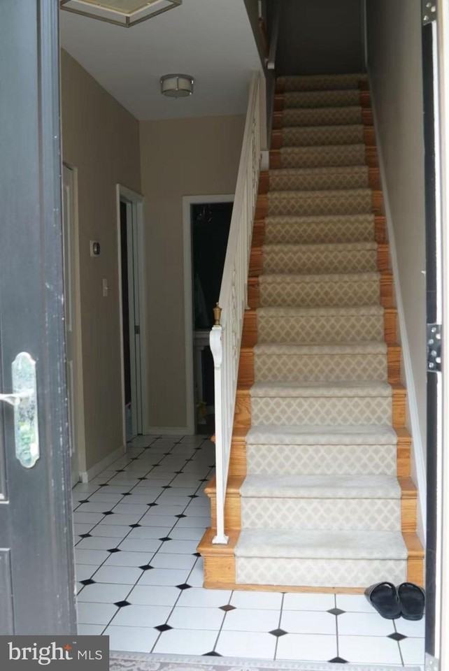 6673 Mclean Dr - Photo 4 of 12