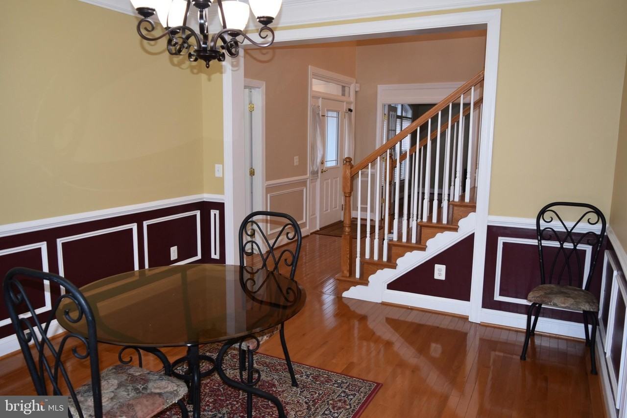 8708 Flowering Dogwood Ln - Photo 4 of 38