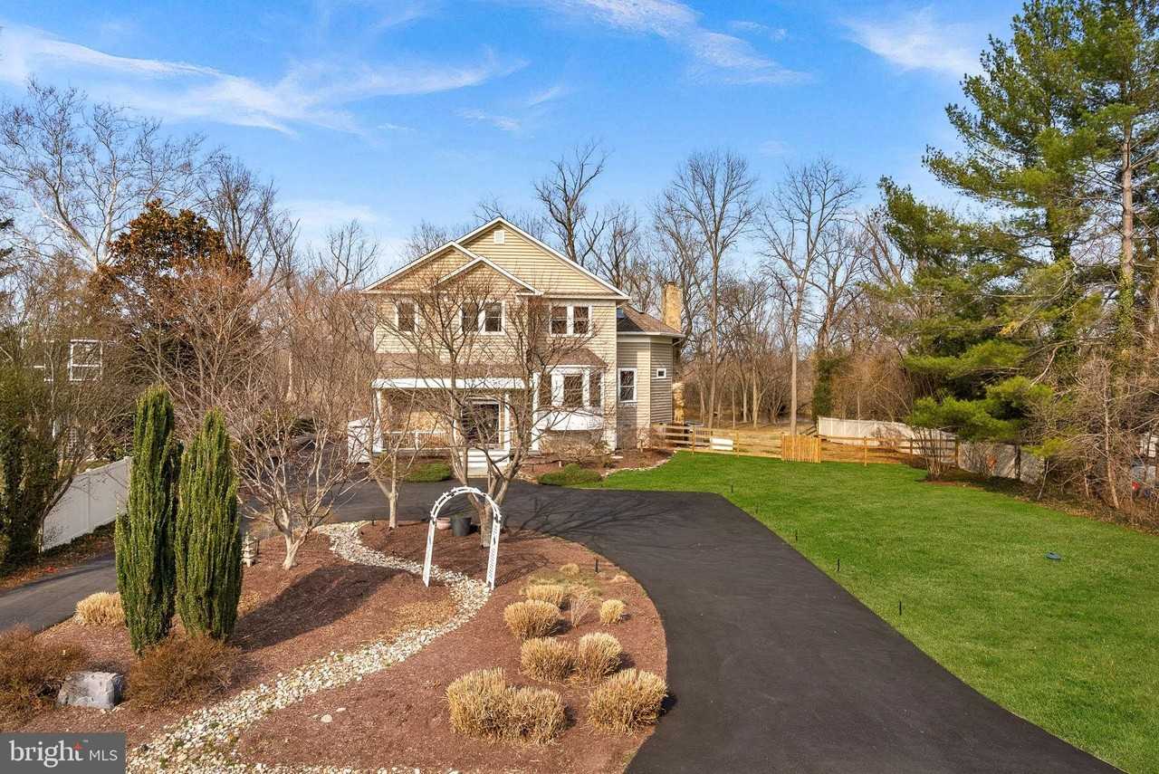 19451 Youngs Cliff Rd - Photo 7 of 50