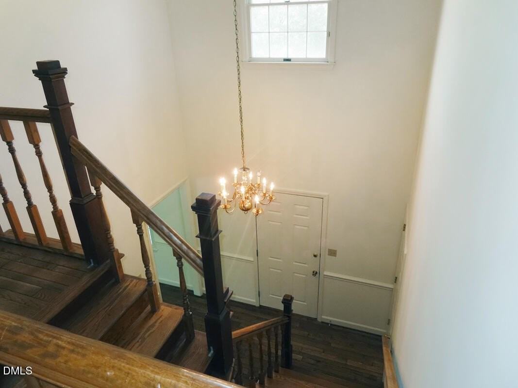 348 Burkes Farm Dr - Photo 5 of 36