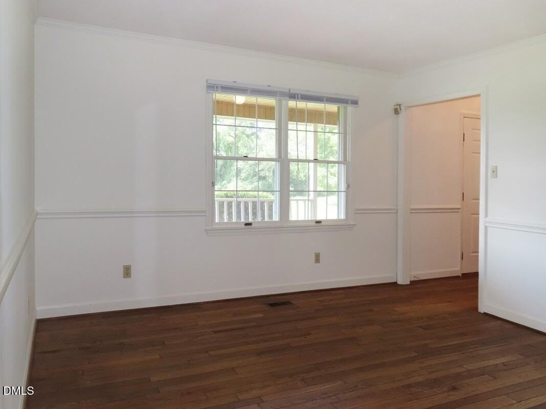 348 Burkes Farm Dr - Photo 7 of 36