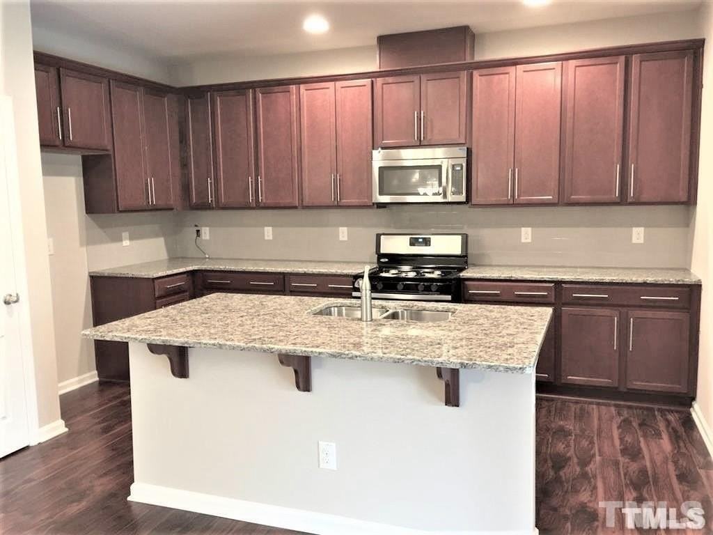 1423 Glenwater Dr - Photo 6 of 23