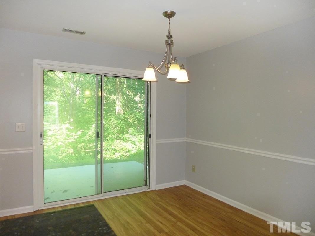 124 Marlowe Ct - Photo 5 of 16