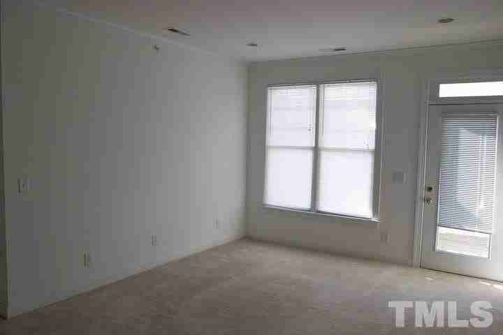 701 Copperline Dr Unit 301 - Photo 2 of 11