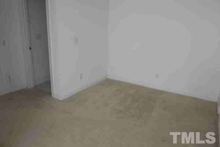 701 Copperline Dr Unit 301 - Photo 5 of 11