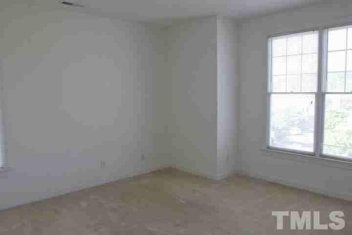 701 Copperline Dr Unit 301 - Photo 7 of 11