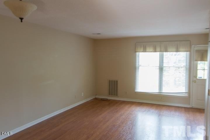 190 Saint Andrews Ln - Photo 2 of 7