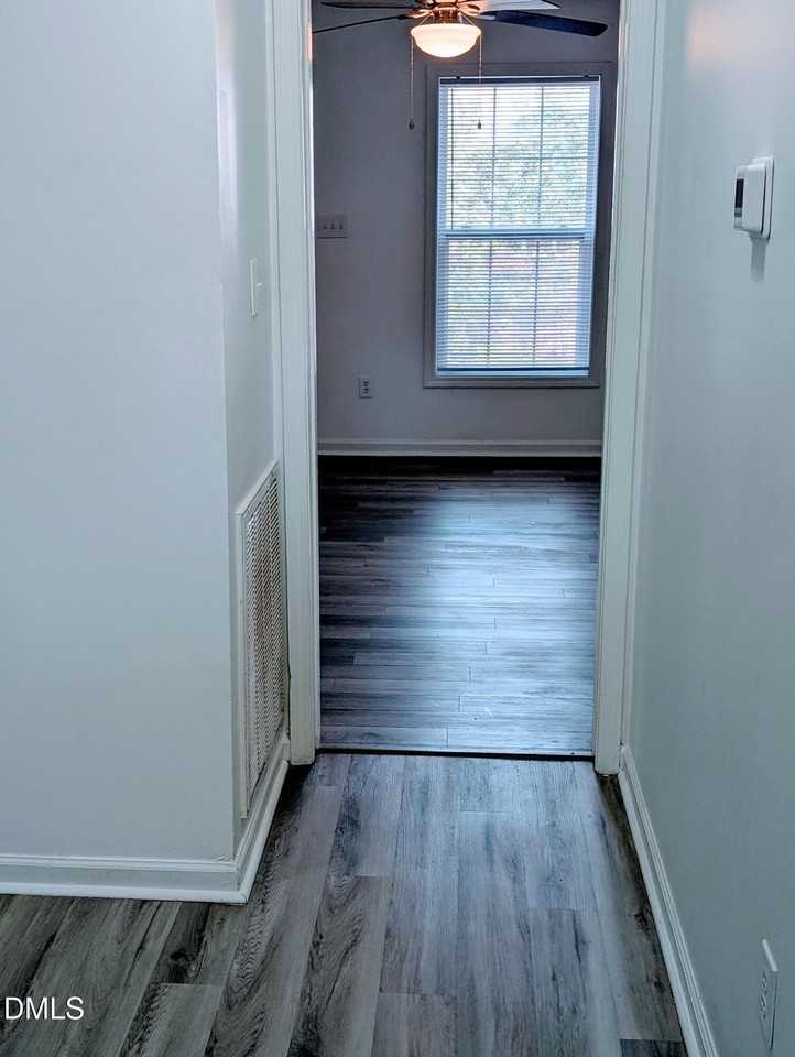 1005 Shades Pl - Photo 3 of 18