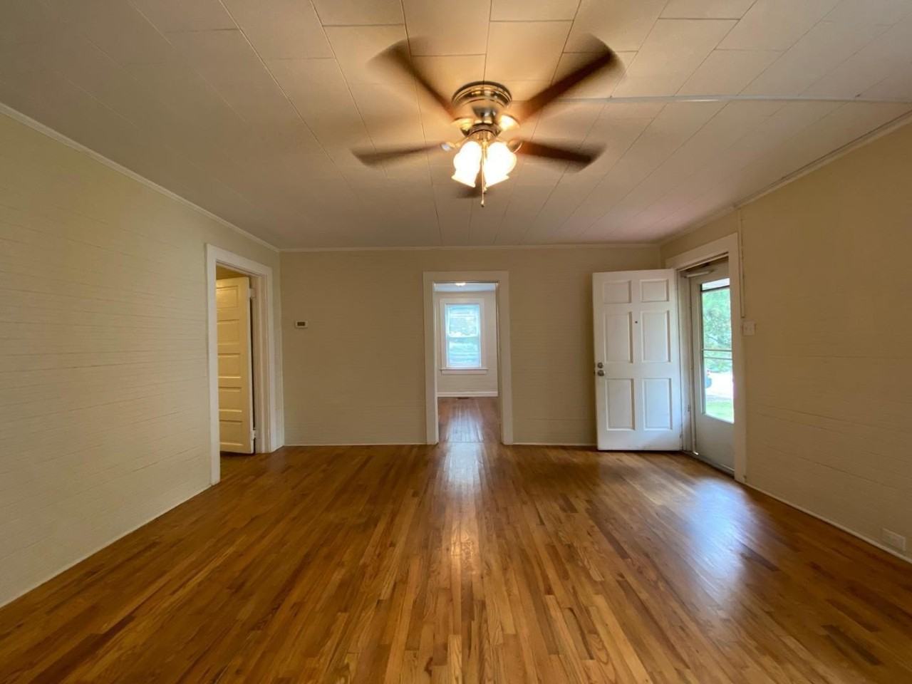 1807 House Ave - Photo 3 of 21